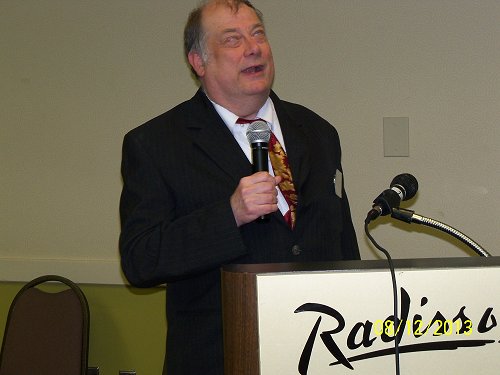 Picture of Mike giving the message to the National Church Conference of the Blind during the 2013 gathering.